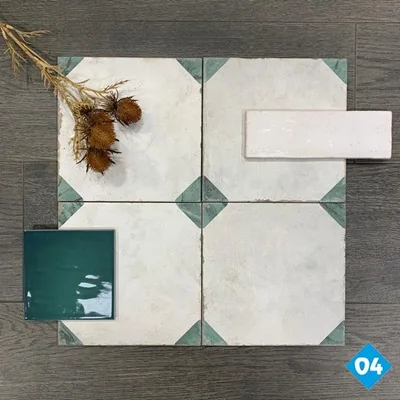 Retro groene patroontegels geïnspireerd op de jaren 30, ideaal voor een karaktervol interieur. Geschikt voor vloer en wand in inkomhal, keuken of badkamer. Te ontdekken bij Top Tegel 04 in Ieper.