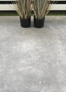 Promo betonlook terrastegels 90x90x2cm in de tegel outlet van Top Tegel 04 in West Vlaanderen