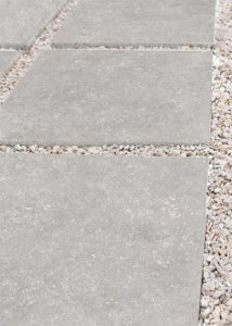 Stockverkoop: Terrastegels in keramische blauwsteen zowel in 90x90x2cm als 60x60x2cm te koop bij Top Tegel 04 in Zonnebeke, Nabij Menen, Ieper, Kortrijk en Roeselare