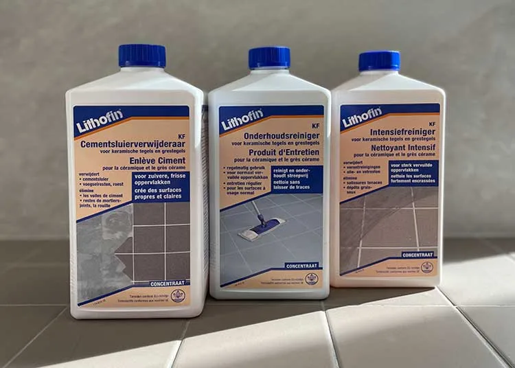 De producten van Lithofin zijn te koop bij Top Tegel 04 nabij Ieper, Menen of Kortrijk in West Vlaanderen. Wij volgen heel wat producten van Lithofin op stock zoals de intensiefreiniger, onderhoudsreiniger of cementsluierverwijderaar voor keramische tegels