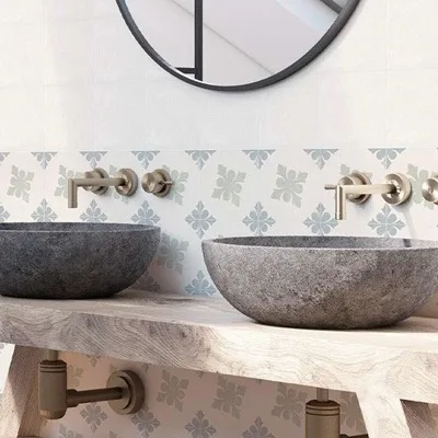 Patroontegels 15x15 cm voor de wand in keuken, badkamer of toilet. Keramische wandtegels met geometrisch patroon en karaktervolle uitstraling. Ideaal voor een accentmuur of volledige betegeling met tijdloos design. Ontdek de mogelijkheden bij Top Tegel 04 in West-Vlaanderen.