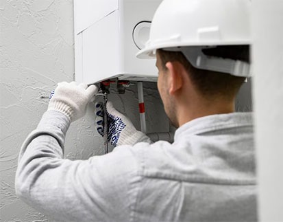 weest niet te snel bij het plaatsen van keramische tegels op vloerverwarming.