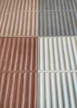 kitkat tegels in natuurlijke kleuren zoals roze, klei grey, of terracotta.