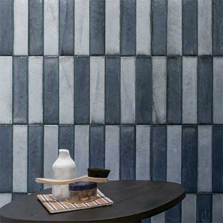 Mix van licht en donker blauwe zelliges met verouderde kanten 