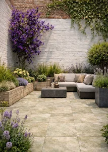 Stadstuin met goedkope beige natuursteenlook terrastegels 60x60x2cm uit onze tegeloutlet