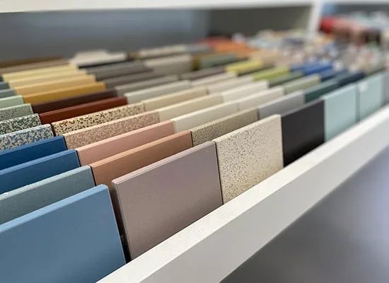 Overzicht van retro tegels 10x10 in meer dan 70 kleuren ongeglazuurde volkeramische full-body tegels van Winckelmans, Topcer en Pavigres te koop in onze toonzaal in West-Vlaanderen tussen Ieper, Kortrijk en Roeselare. Kom langs en kies jouw perfecte tegel met persoonlijk advies.